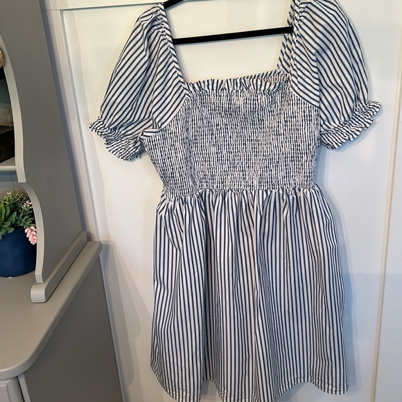 Draper James Poplin blue & white dress size 1X GUC - Picture 2 of 6